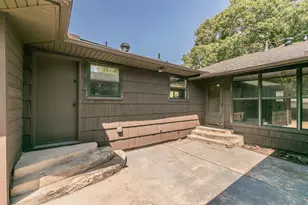 2900 Ryan Pl Dr, Fort Worth, TX 76110 - Photo 34