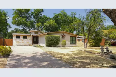 815 National Drive, Irving, TX 75060 - Photo 2