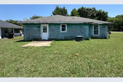 605 Oldham Street, Bonham, TX 75418 - Photo 12