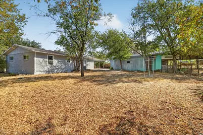 1225 W Belknap Street, Jacksboro, TX 76458 - Photo 30