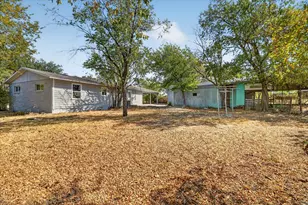 1225 W Belknap St, Jacksboro, TX 76458 - Photo 30