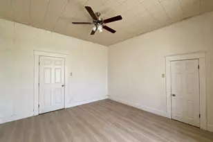 504 Brown Ave, Paris, TX 75460 - Photo 4