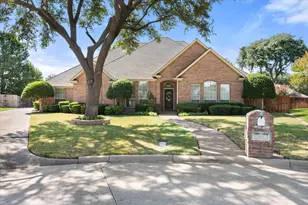 6 Inverness Ct, Mansfield, TX 76063 - Photo 2
