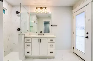 619 Pembroke Ave, Dallas, TX 75208 - Photo 18