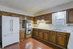 514 Sunflower St, Red Oak, TX 75154 - Photo 8
