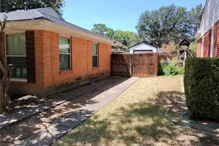 3241 S Edgefield Ave, Dallas, TX 75224 - Photo 4