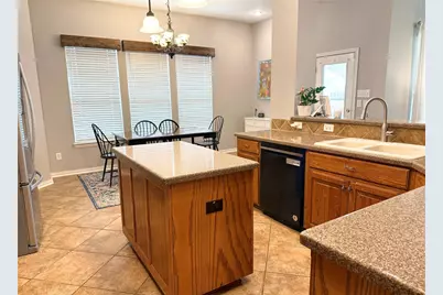 6852 Seacoast Drive, Grand Prairie, TX 75054 - Photo 10