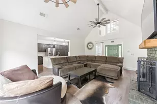 109 Enchanted Dr, Enchanted Oaks, TX 75156 - Photo 8
