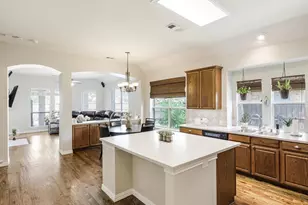 11656 Creekwood Dr, Frisco, TX 75035 - Photo 6