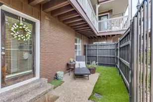 5938 Sandhurst Ln, Dallas, TX 75206 - Photo 4