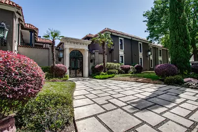 5938 Sandhurst Lane #104, Dallas, TX 75206 - Photo 2