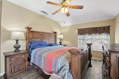 3039 Bosswood Court, Grand Prairie, TX 75052 - Photo 20
