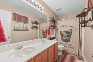 3039 Bosswood Ct, Grand Prairie, TX 75052 - Photo 26