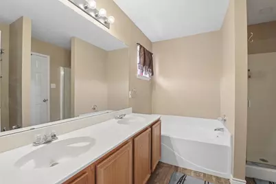 3039 Bosswood Court, Grand Prairie, TX 75052 - Photo 22