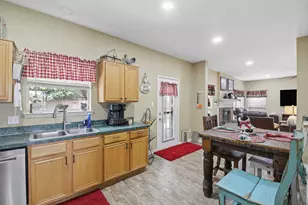 3039 Bosswood Ct, Grand Prairie, TX 75052 - Photo 16