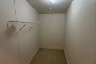 715 Comanche Cove Dr, Granbury, TX 76048 - Photo 8