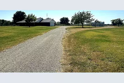 1599 County Road 2925, Dodd City, TX 75438 - Photo 4