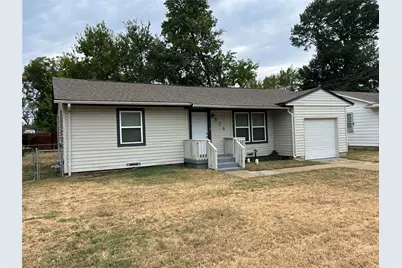 820 E Edith Street, Irving, TX 75061 - Photo 2