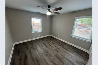 820 E Edith Street, Irving, TX 75061 - Photo 12