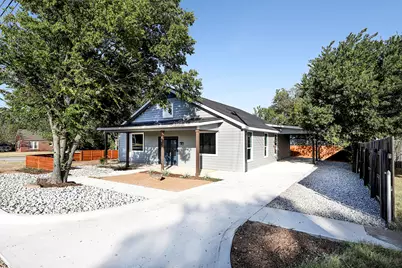 202 Strong Street, Bowie, TX 76230 - Photo 6