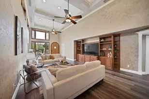 306 E Rochelle Blvd, Irving, TX 75062 - Photo 6
