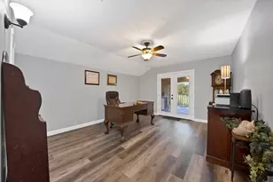 306 E Rochelle Blvd, Irving, TX 75062 - Photo 18