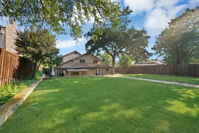 306 E Rochelle Boulevard, Irving, TX 75062 - Photo 36