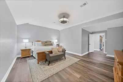 306 E Rochelle Boulevard, Irving, TX 75062 - Photo 14