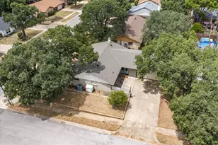 1006 N Lucas Dr, Grapevine, TX 76051 - Photo 26