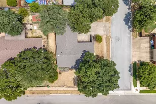 1006 N Lucas Dr, Grapevine, TX 76051 - Photo 30