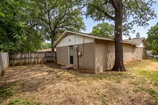1006 N Lucas Dr, Grapevine, TX 76051 - Photo 28