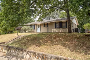 1006 N Lucas Dr, Grapevine, TX 76051 - Photo 4