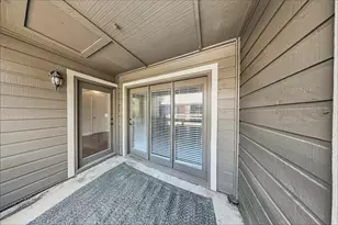 1108 Quail Valley Ln, Arlington, TX 76011 - Photo 16
