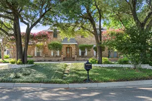 4351 Bullfinch Ct, Fort Worth, TX 76133 - Photo 2