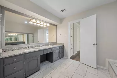 4351 Bullfinch Court, Fort Worth, TX 76133 - Photo 34