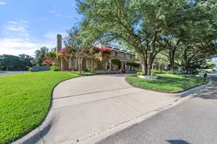 4351 Bullfinch Ct, Fort Worth, TX 76133 - Photo 6