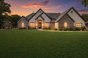 128 Paradise Oaks Ct, Paradise, TX 76073 - Photo 2