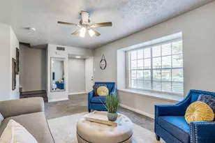 7 W Mountain Ln, Grand Prairie, TX 75052 - Photo 2