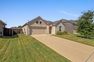 3113 Kaufman Ct, Little Elm, TX 75068 - Photo 2