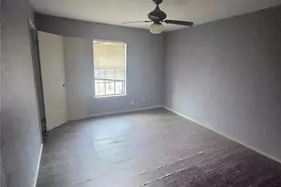 428 Liberty Pl, Grand Prairie, TX 75052 - Photo 4