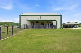 82 Co Rd 2112, Gainesville, TX 76240 - Photo 32