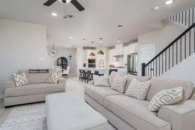 905 Carnation Drive, Crowley, TX 76036 - Photo 4