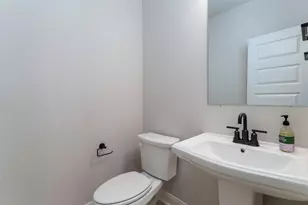 905 Carnation Dr, Crowley, TX 76036 - Photo 12
