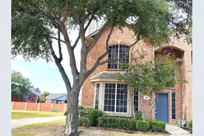 389 Ivan Drive, Lewisville, TX 75067 - Photo 2