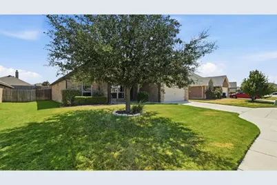 1813 Town Creek Circle, Weatherford, TX 76086 - Photo 36