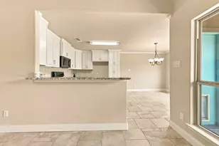 1813 Town Creek Cir, Weatherford, TX 76086 - Photo 10