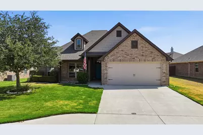 1813 Town Creek Circle, Weatherford, TX 76086 - Photo 2