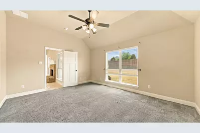 1813 Town Creek Circle, Weatherford, TX 76086 - Photo 20