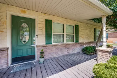 1504 Briarwood Boulevard, Arlington, TX 76013 - Photo 2