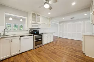 1504 Briarwood Blvd, Arlington, TX 76013 - Photo 8